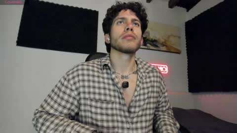 Lucian Sinclair online show from April 12, 12:47 am