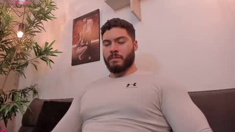 Instagram jeanpaulfit  online show from November 26, 12:30 am