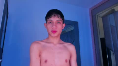 Sebastian online show from March 22, 6:34 pm