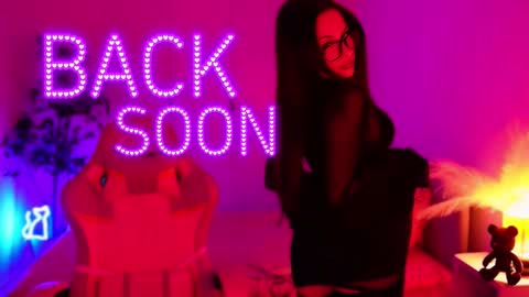 secret_eve online show from December 22, 12:06 am