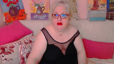 Alice online show from March 6, 8:30 pm