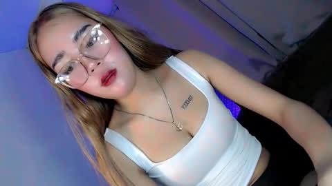 Snapshot of seducing_angela chatting on October 11, 3:11 am seducing_angela online show from October 11, 3:11 am