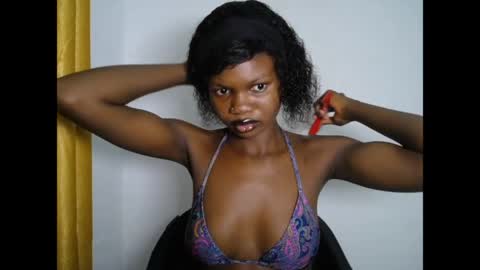 seductive_sugar247 online show from May 3, 2:28 am