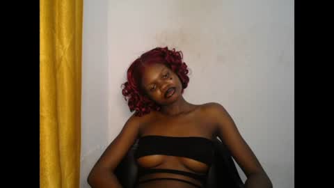 seductive_sugar247 online show from June 24, 3:35 am