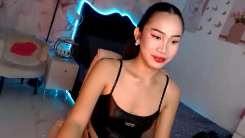 Vanessa online show from November 17, 10:56 pm