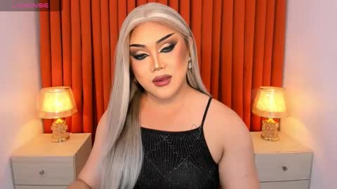 Natalie Mefford online show from February 25, 6:44 pm