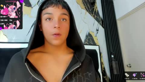 seductivo online show from April 17, 5:10 am