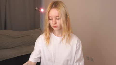 See Its honey bunny  im Lana online show from June 7, 4:12 pm