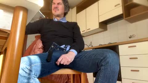 Grade2 online show from January 29, 1:49 pm