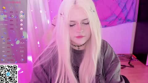Selena  online show from June 1, 6:04 am