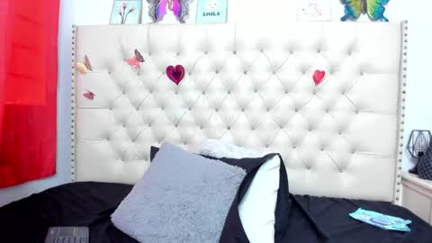 selena_beautyy online show from June 6, 8:04 pm