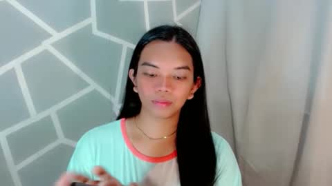 Selena online show from June 9, 1:39 am