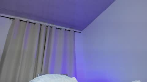 selenafox online show from September 19, 1:54 am