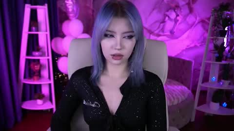 selenairis online show from February 23, 11:40 pm