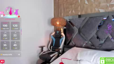 selene__lopez_ online show from September 20, 9:51 pm