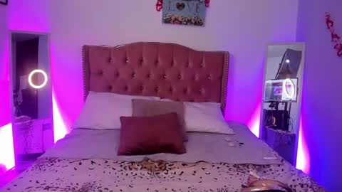 selene rushe online show from April 23, 12:40 pm