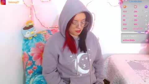 Selene G  online show from May 8, 5:57 am
