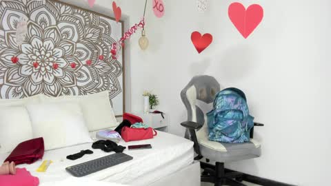 Selket online show from February 5, 11:02 am