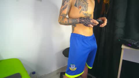 sem_alas online show from December 4, 2:00 am