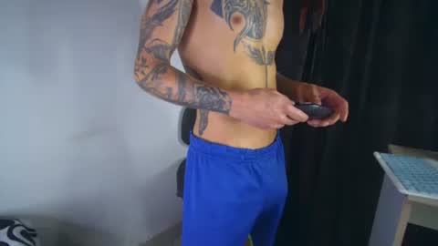 sem_alas online show from November 16, 11:40 pm