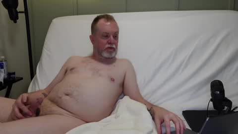 Daddy Dave online show from February 7, 8:11 am