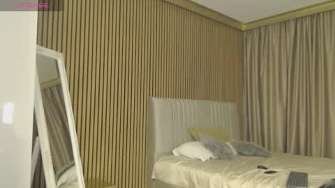 Hallie online show from February 13, 7:39 pm