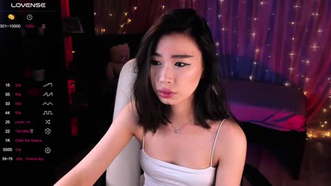 Kiki online show from January 12, 5:44 pm