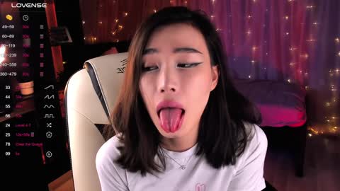 Kiki online show from December 28, 6:40 pm