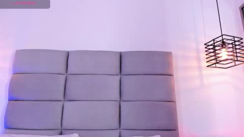 Jeen  online show from March 21, 8:24 pm