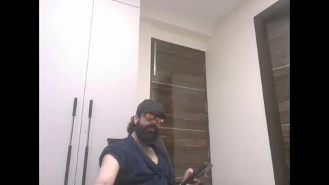 Snapshot of sentientarjun chatting on September 29, 9:58 pm Sentient Being online show from September 29, 9:58 pm