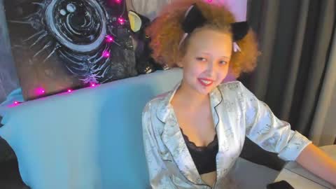 senya_sol online show from May 8, 1:00 am