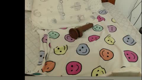 Anne online show from November 12, 8:49 am