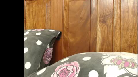 Anne online show from October 28, 8:15 am