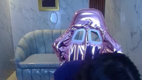 serabella_s online show from January 16, 1:20 pm