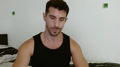 Snapshot of serafino94 chatting on December 19, 12:12 pm serafino94 online show from December 19, 12:12 pm