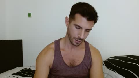 Snapshot of serafino94 chatting on December 17, 3:38 pm serafino94 online show from December 17, 3:38 pm