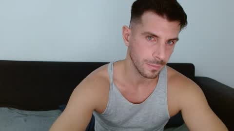 Snapshot of serafino94 chatting on September 22, 10:36 pm serafino94 online show from September 22, 10:36 pm