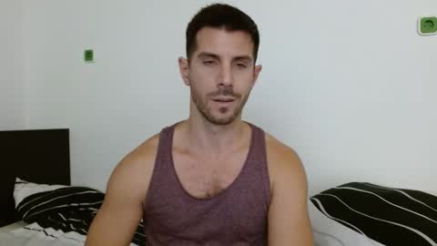 Snapshot of serafino94 chatting on December 17, 7:39 am serafino94 online show from December 17, 7:39 am