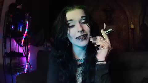 Seraphin Munster online show from October 9, 5:51 pm