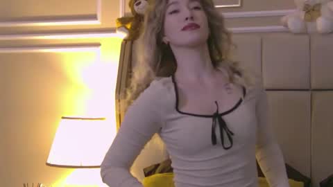 Serena online show from June 9, 8:47 am