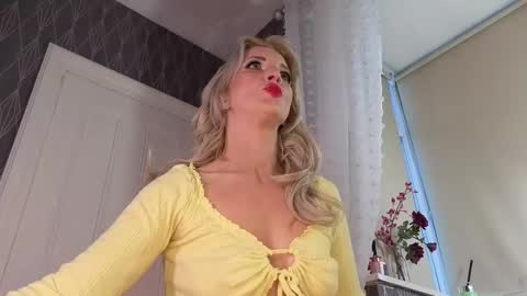 serenexx  your MILF online show from March 2, 7:26 am