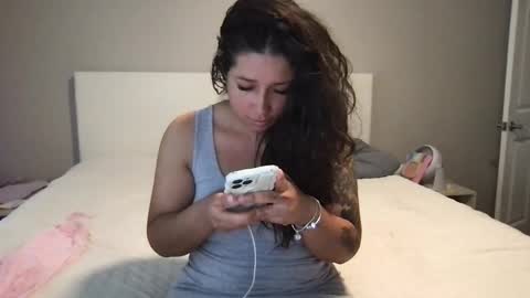 servexely online show from March 27, 4:19 pm