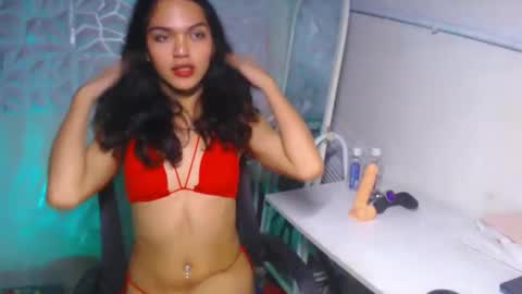 Bella online show from November 8, 10:02 pm