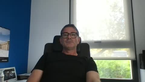 sesamechris92 online show from June 29, 4:06 pm