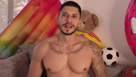 HEY IM SETH online show from July 5, 3:52 pm