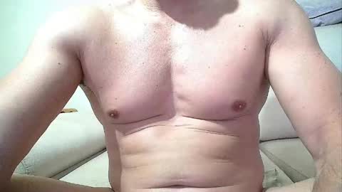 SEX MACHINE 19 online show from April 22, 5:20 pm