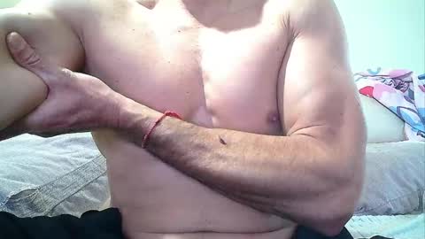 SEX MACHINE 19 online show from April 7, 10:28 am