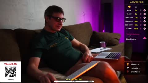 Snapshot of sexespresso chatting on January 1, 2:41 am Thank you for Birthday Wishes  online show from January 1, 2:41 am
