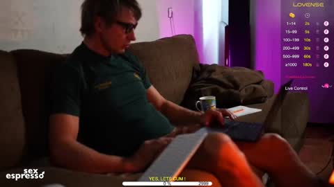 Snapshot of sexespresso chatting on September 21, 11:36 am Thank you for Birthday Wishes  online show from September 21, 11:36 am