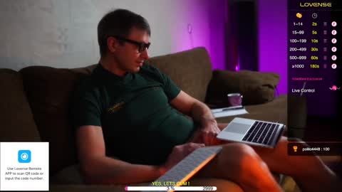 Snapshot of sexespresso chatting on December 21, 8:00 pm Thank you for Birthday Wishes  online show from December 21, 8:00 pm